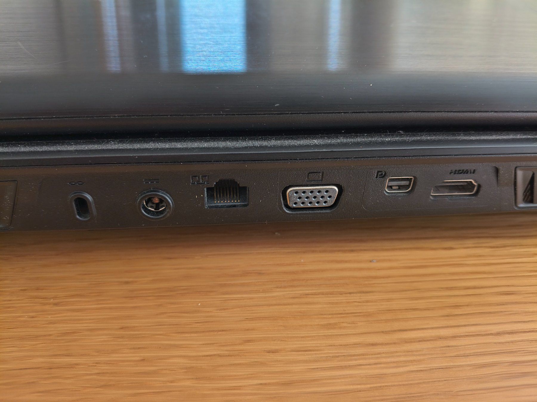Medion Notebooks: Medion Erazer Gaming Laptop – Gebraucht aus Kägiswil von Pz711 5