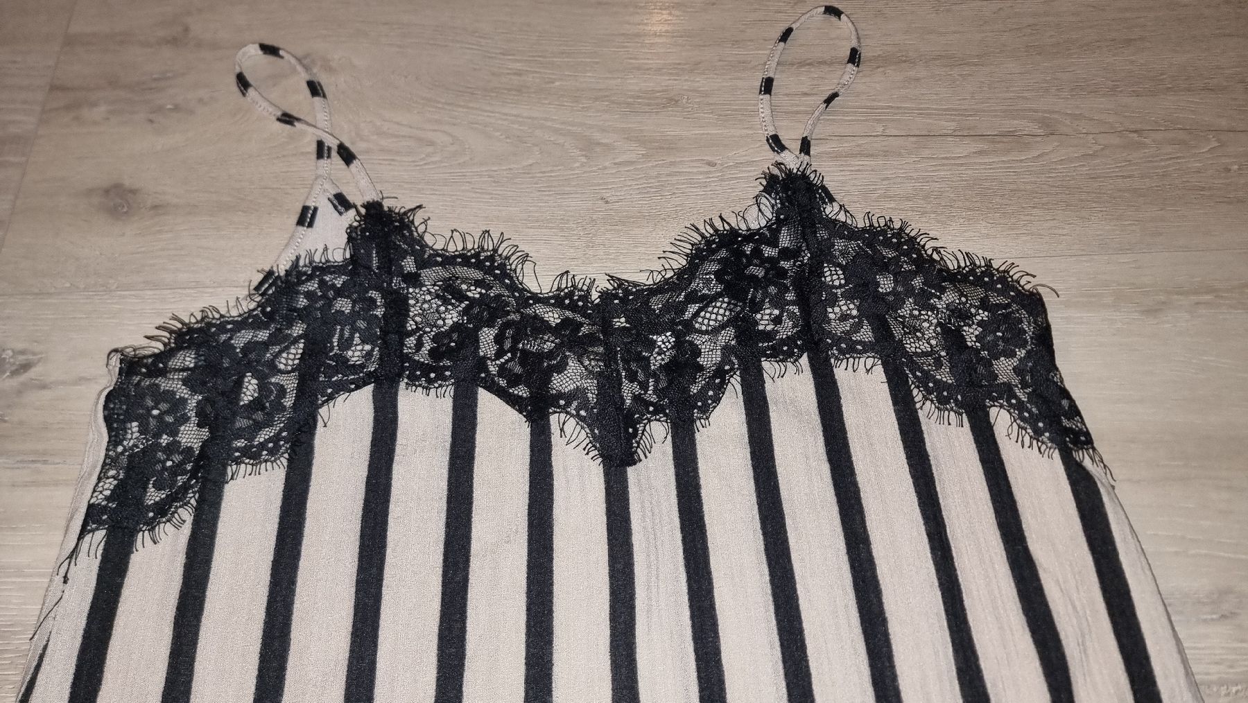 Zara Tops: Sommerliches Top mit Spitze, Zara gr S – Gebraucht aus Wigoltingen von Zuckerfee84 1