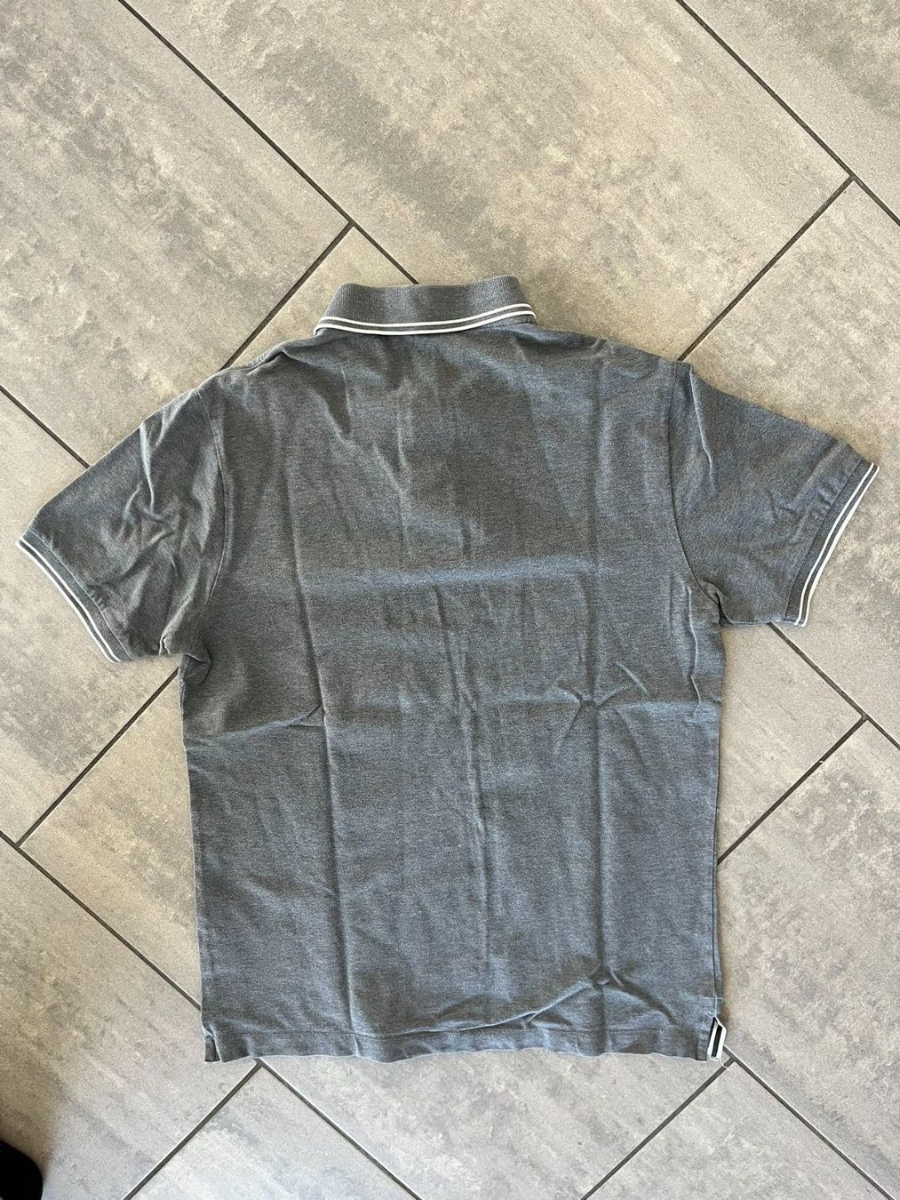 Stone Island Magliette Polo: STONE ISLAND Poloshirt Grau – Usato da Otelfingen venduto da Denis_ZH 3