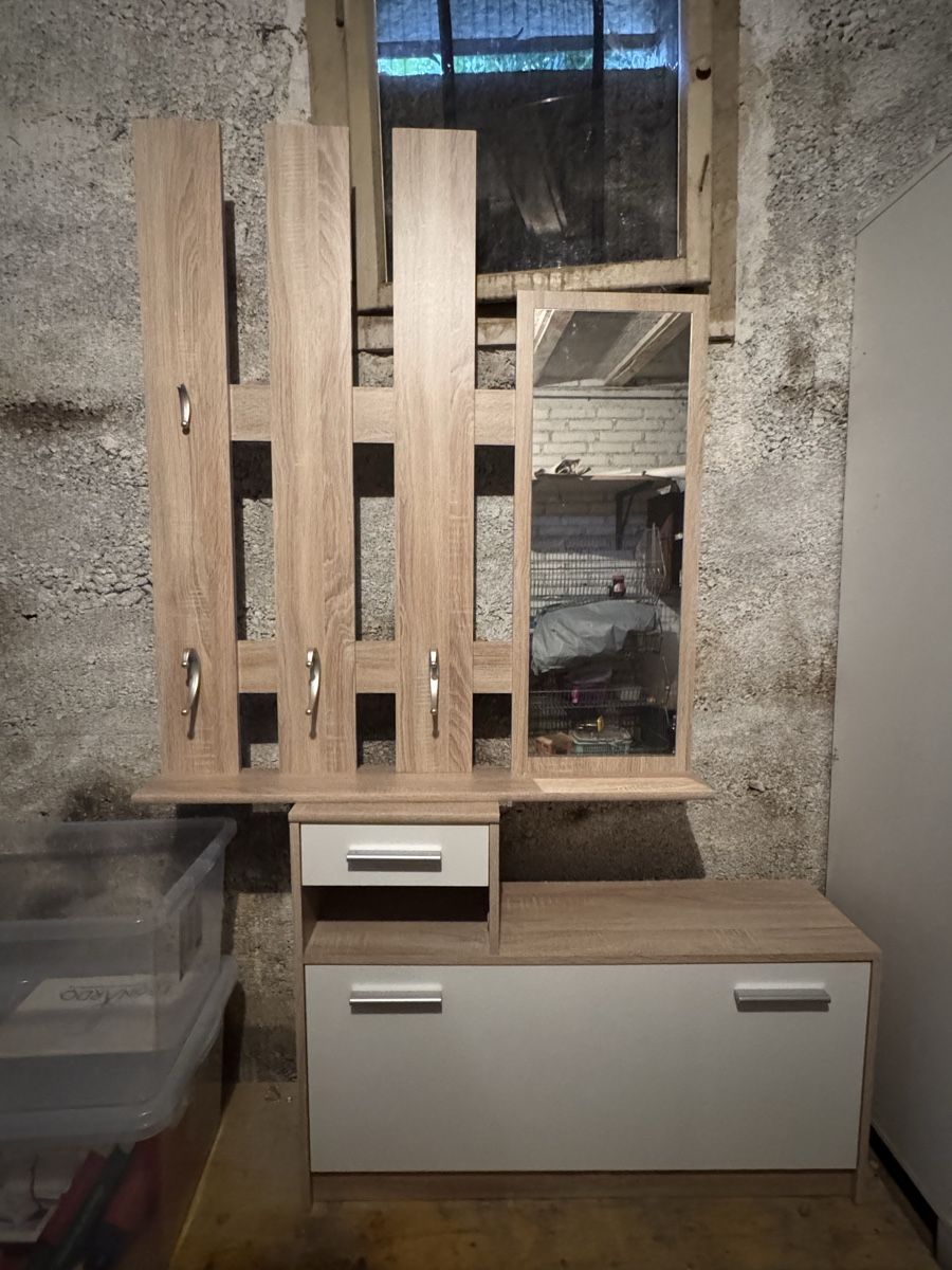 Garderobe: Garderobe – Neu (gemäss Beschreibung) aus Breitenbach von kat_xc59 2