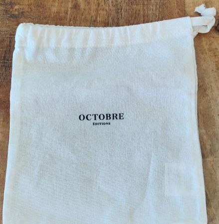Pochon en tissu Octobre Editions couleur blanc neuf