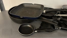 9-teiliges Pfannen- und Topfset -Set de casseroles et poêles