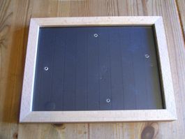 schöner, massiver Holz-Bilderrahmen