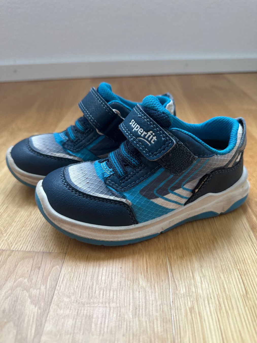 Superfit Chaussures garçon: Superfit Gore-Tex Grösse 25 – D'occasion à Unterägeri par StefanGekko