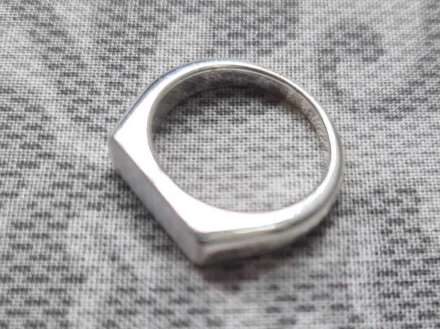 Anelli: silbriger Ring aus Italien mit 'Email weiss' Gr.19 L – Usato da Münchenbuchsee venduto da babilibern 8