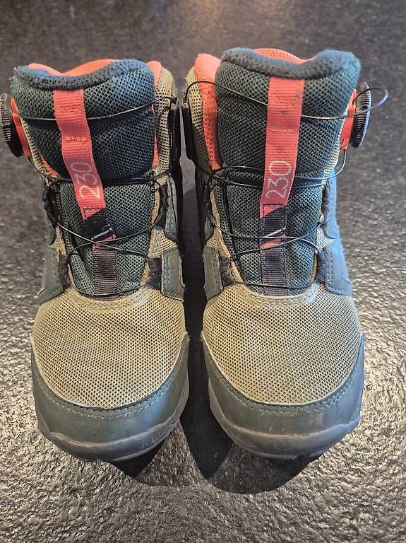 Adidas Chaussures garçon: Adidas Terrex Wanderschuh Gr. 30 – D'occasion à Zäziwil par Fluh8