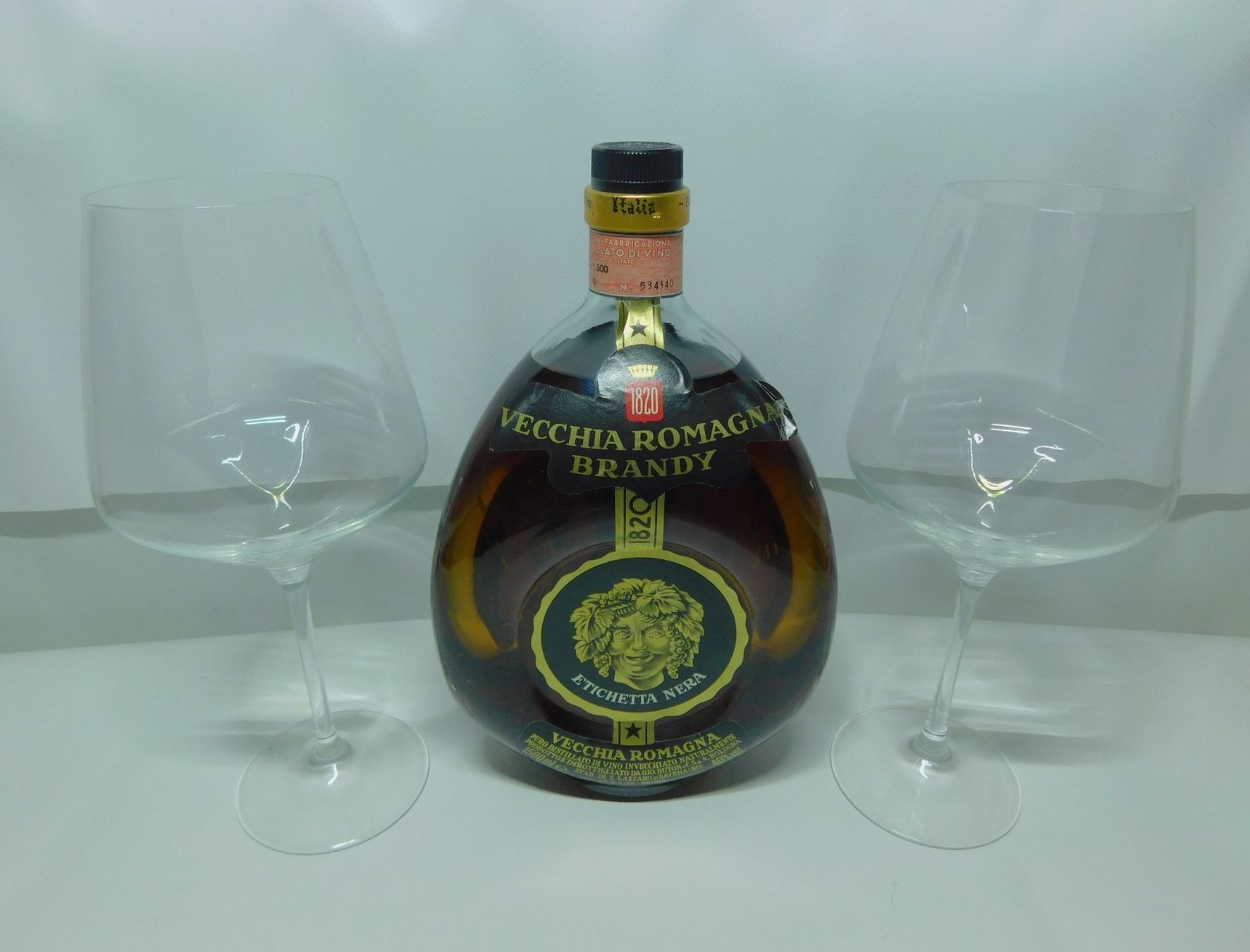 Spirituosen: VECCHIA ROMAGNA ETICHETTA NERA MAGNUM Lt. 1,5 1970s – Neu (gemäss Beschreibung) aus Emmenbrücke von Neverlaand-22