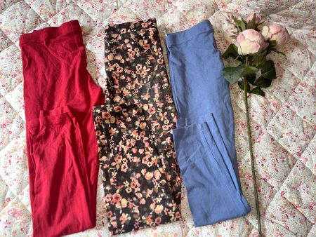 3 pairs of leggings for girl 8-9 years/ 128-134cm