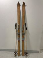Ski (FA 170), fahrbare Ski mit Kanten u. starken Stöcken