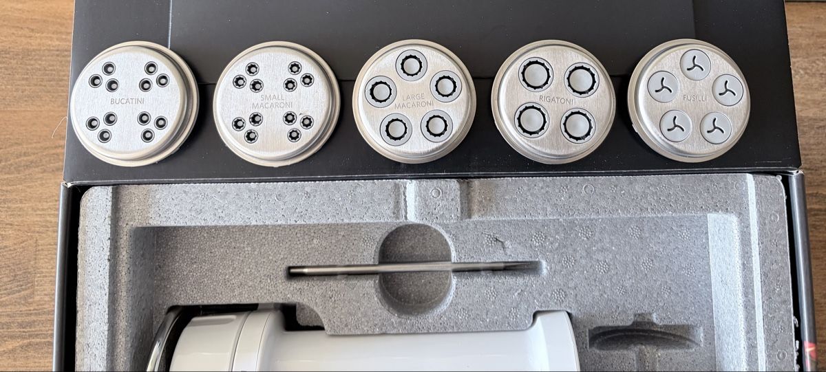 Kitchenaid Elettrodomestici da cucina: Kitchen Aid Pasta Zubehör – Nuovo e nell'imballaggio originale da Hombrechtikon venduto da AvatariusMaximus 3