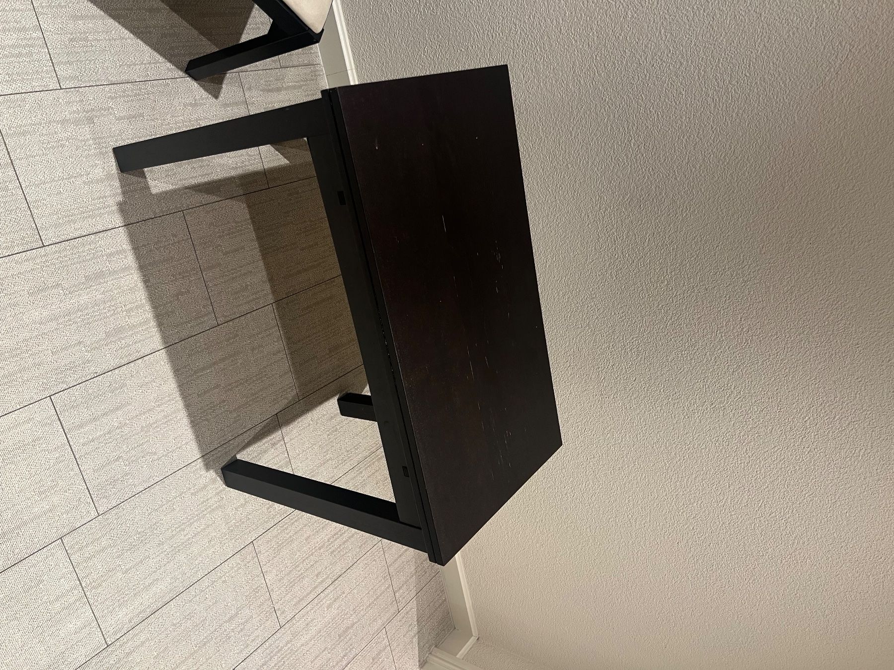 Tische: Expanding table and two chairs – Gebraucht aus Wädenswil von dm1_m5rz 4