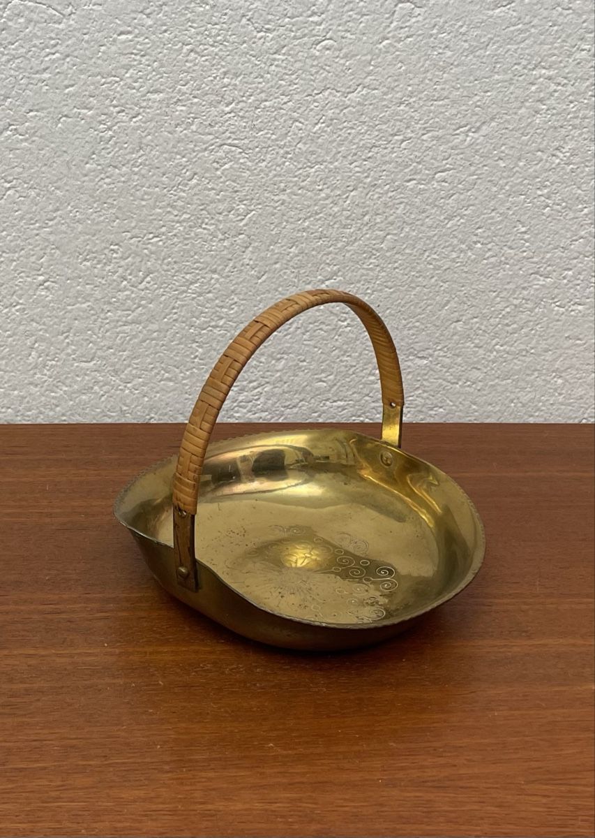 Ciotole: Vintage Messing Schale mit Raffia Griff Sigg Anbietschale – Usato da Zürich venduto da Vintagewiesel 3