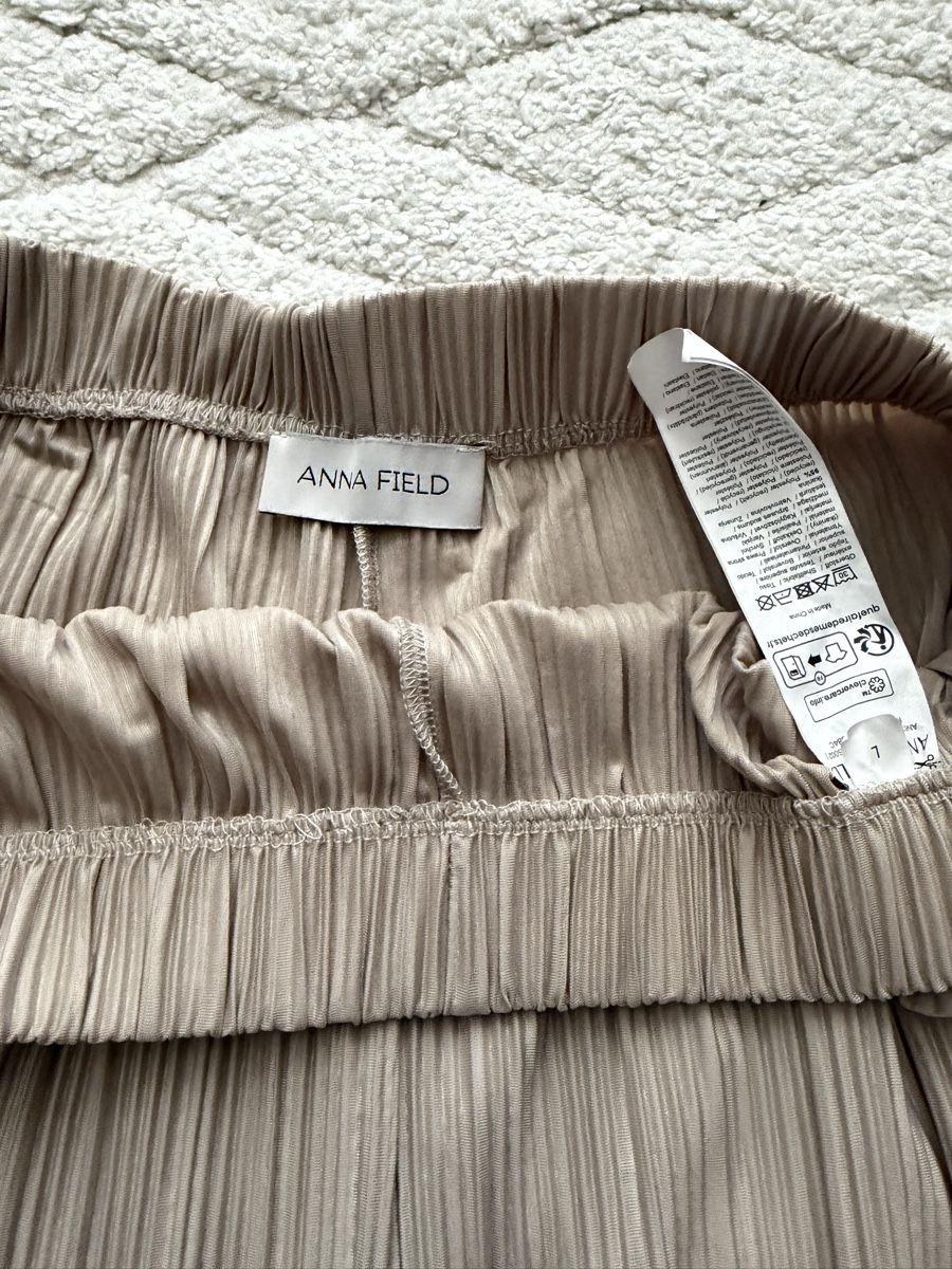 Hosen: Anna Field Shorts Grösse L – Gebraucht aus Baar von Fashionlover97 1
