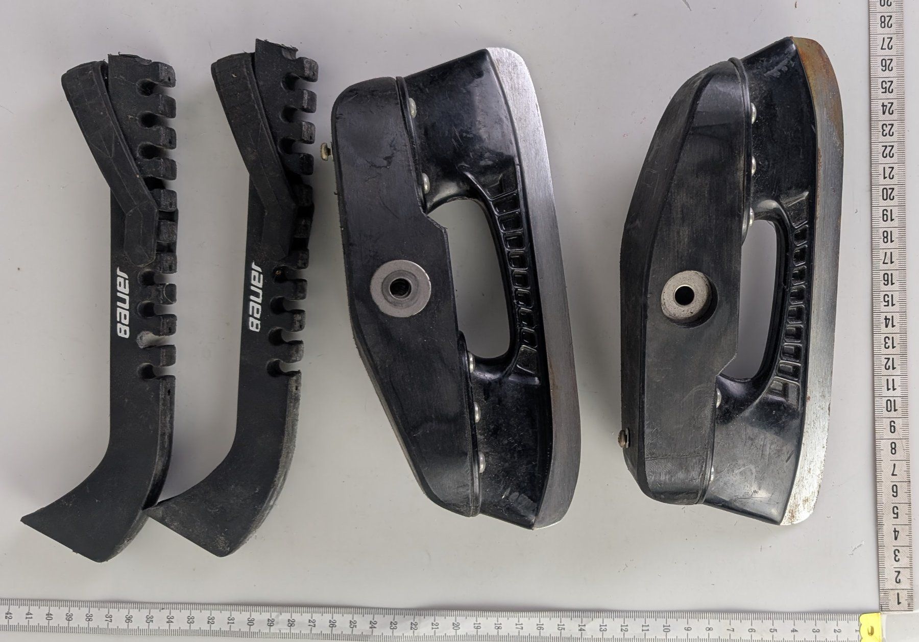 Bauer Pattini da ghiaccio: Bauer Tuuk Carbon Schlittschuh Kufen – Usato da Zürich venduto da axolottchen 5