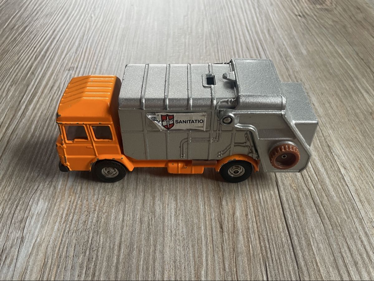 Corgi Toys Voitures modèles: Corgi Revopak Refuse Collector – D'occasion à Wichtrach par BRASLETTI_76 1
