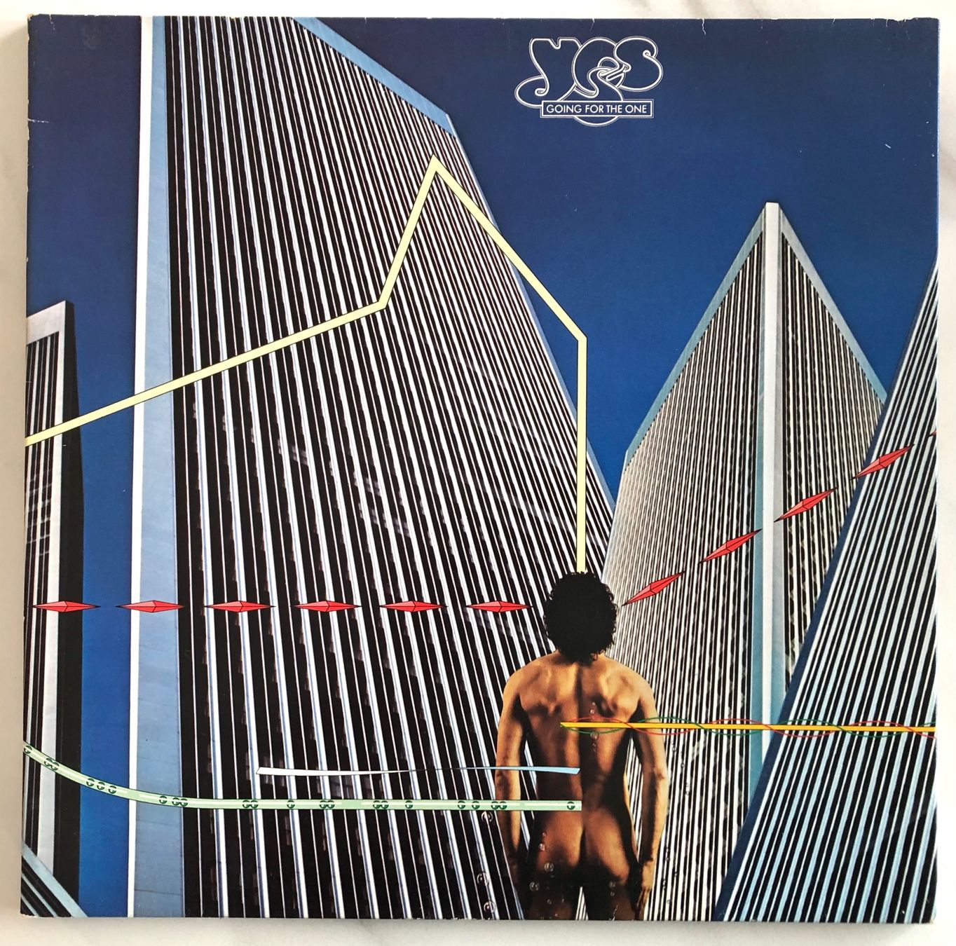 Dischi in vinile: YES - GOING FOR THE ONE – Usato da Poliez-Pittet venduto da Newtown-Records