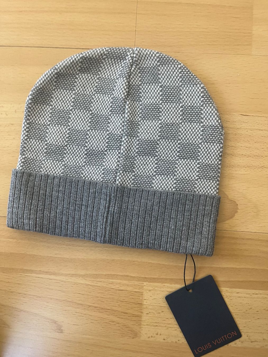 Louis Vuitton Chapeaux, bonnets & casquettes: Lv – Neuf avec emballage d'origine à Schaffhausen par apl_pg8h 2