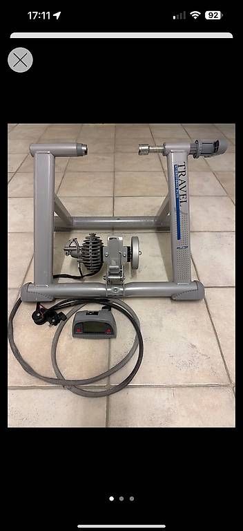 Hometrainer: Home Trainer Élite avec moniteur  – Gebraucht aus St-Sulpice VD von aviron