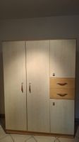Sehr schöner Schrank