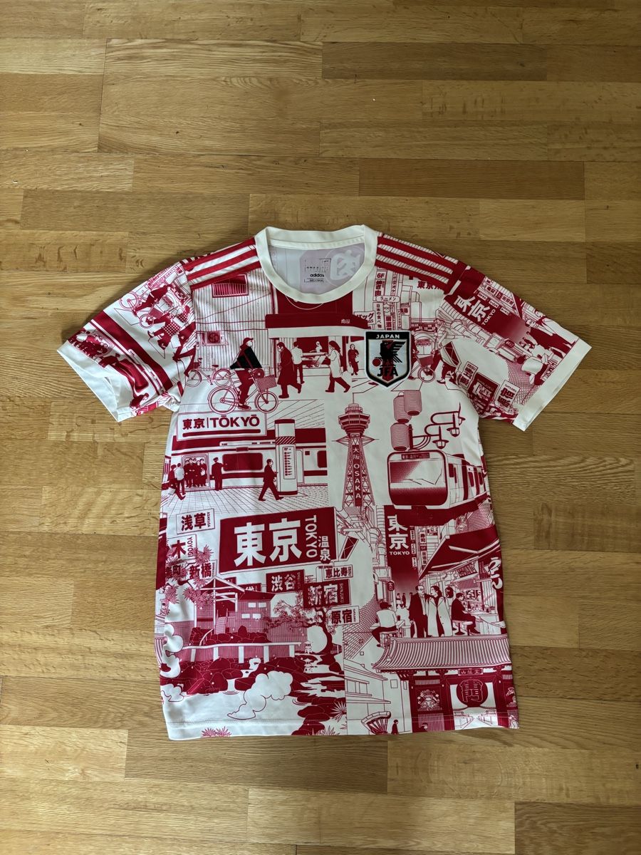 Leibchen & Hosen: Japan Trikot L – Gebraucht aus Winterthur von ben_8n6b