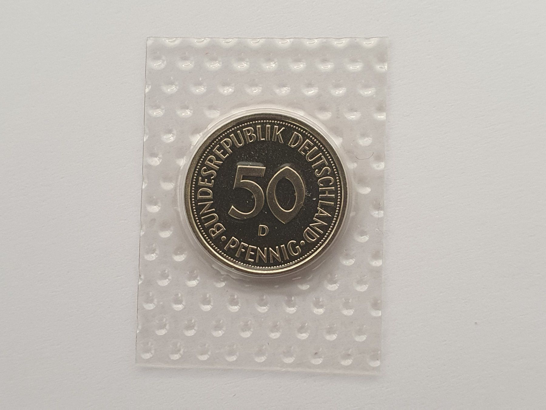 Tutti le monete: 50 Pfennig 2001 D Stgl – Nuovo (secondo la descrizione) da Pravidondaz venduto da LVtik