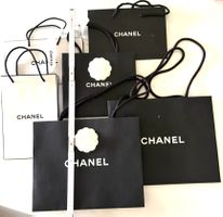 6 CHANEL Papier Taschen