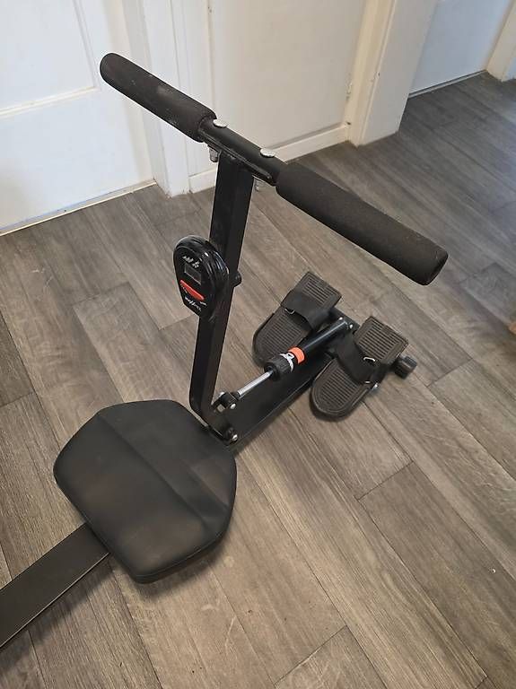 Hometrainer: Rameur d'entraînement  – Usato da martigny croix venduto da manuela00 1