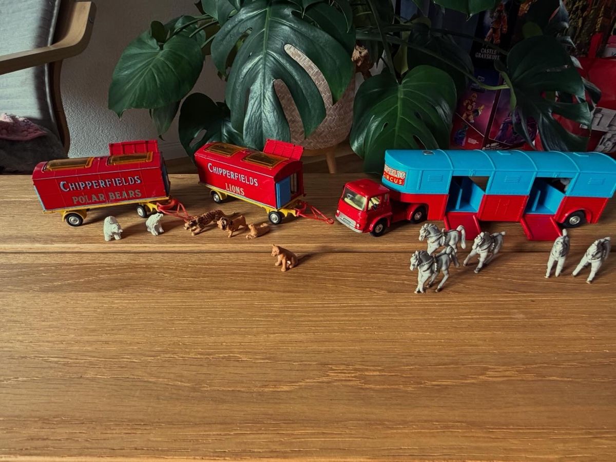 Corgi Toys Modellini d'auto: Corgi Major Toys 1123 Chipperfields circus – Usato da Strengelbach venduto da shihtzuliving_22