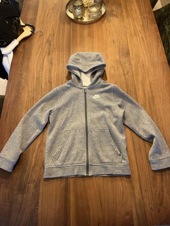 Nike Kapuzenjacke grau mit Reissverschluss gebraucht