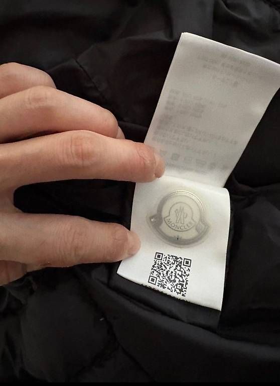 Moncler Giacche: Moncler Schwarz XS-S – Usato da Eich venduto da Bubble089 1