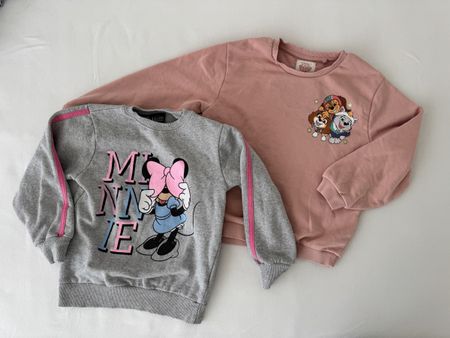 2 Pullis (110/122 size)
