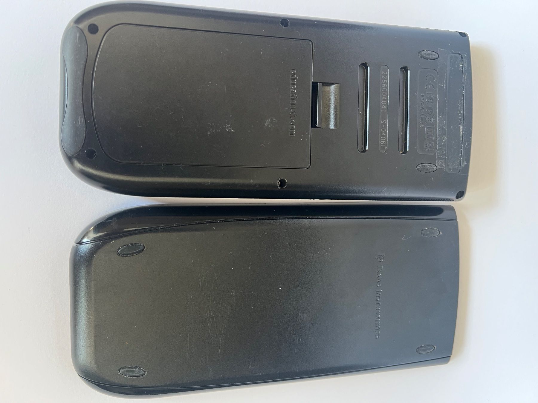 Texas Instruments Taschenrechner: TI-89 Titanium Texas Instruments Grafikrechner funktioniert – Gebraucht aus Oberhofen Thun'see von SwissTreasure 4