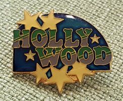 P451 - Pin Stars on Hollywood