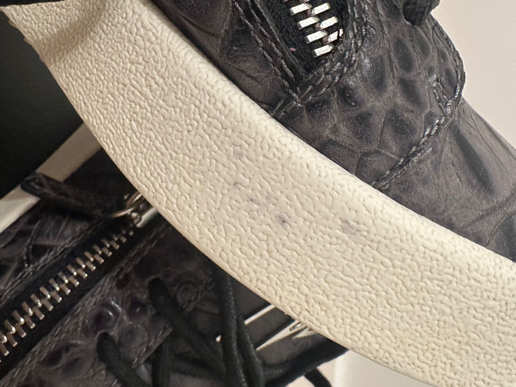 Zanotti Scarpe da uomo: Sneaker Giuseppe Zanotti 39,5 unisex – Usato da Zürich venduto da von_7vbl 7