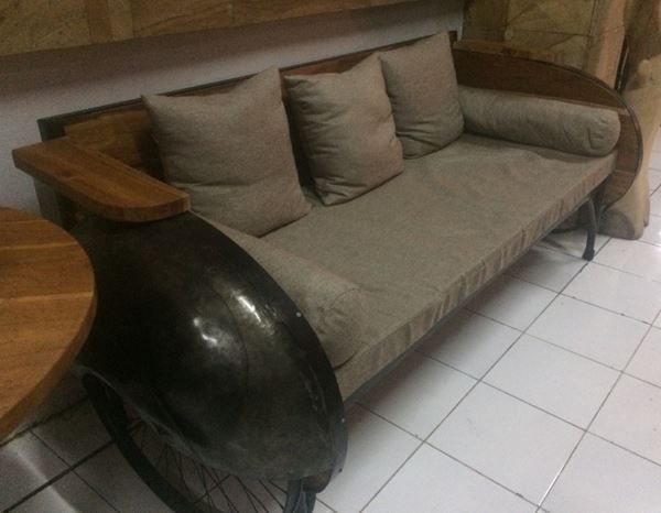 Sofas: Sofa Rikscha Couch Polstermöbel Loungesofa Sitzmöbel Teak – Neu und originalverpackt aus Daisendorf von Wohn-Kult