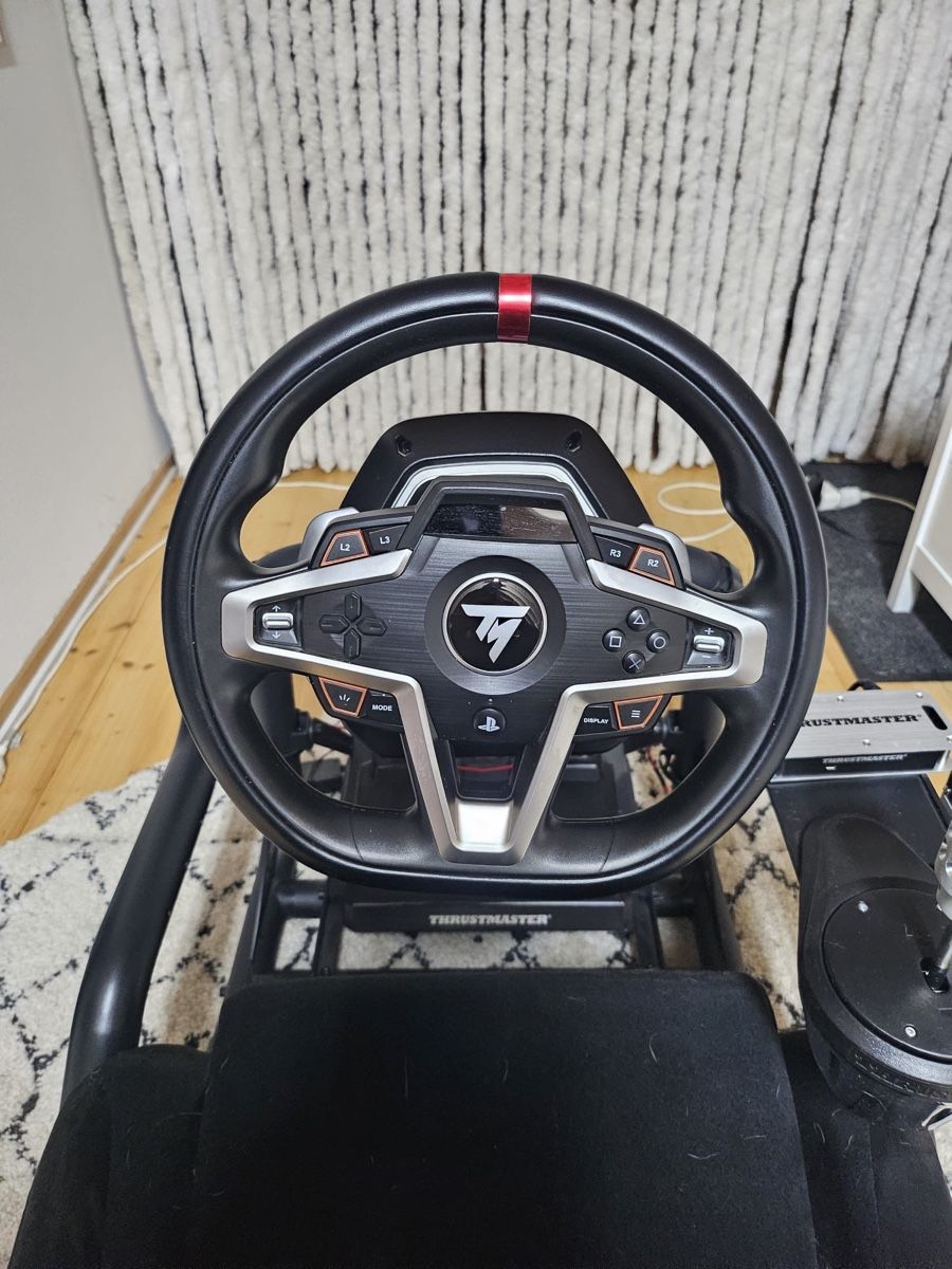 Oplite Stühle: Racing Stuhl inkl. Thrustmaster Lenkrad, Pedalset, Shift – Gebraucht aus Horgen von schalina19 4