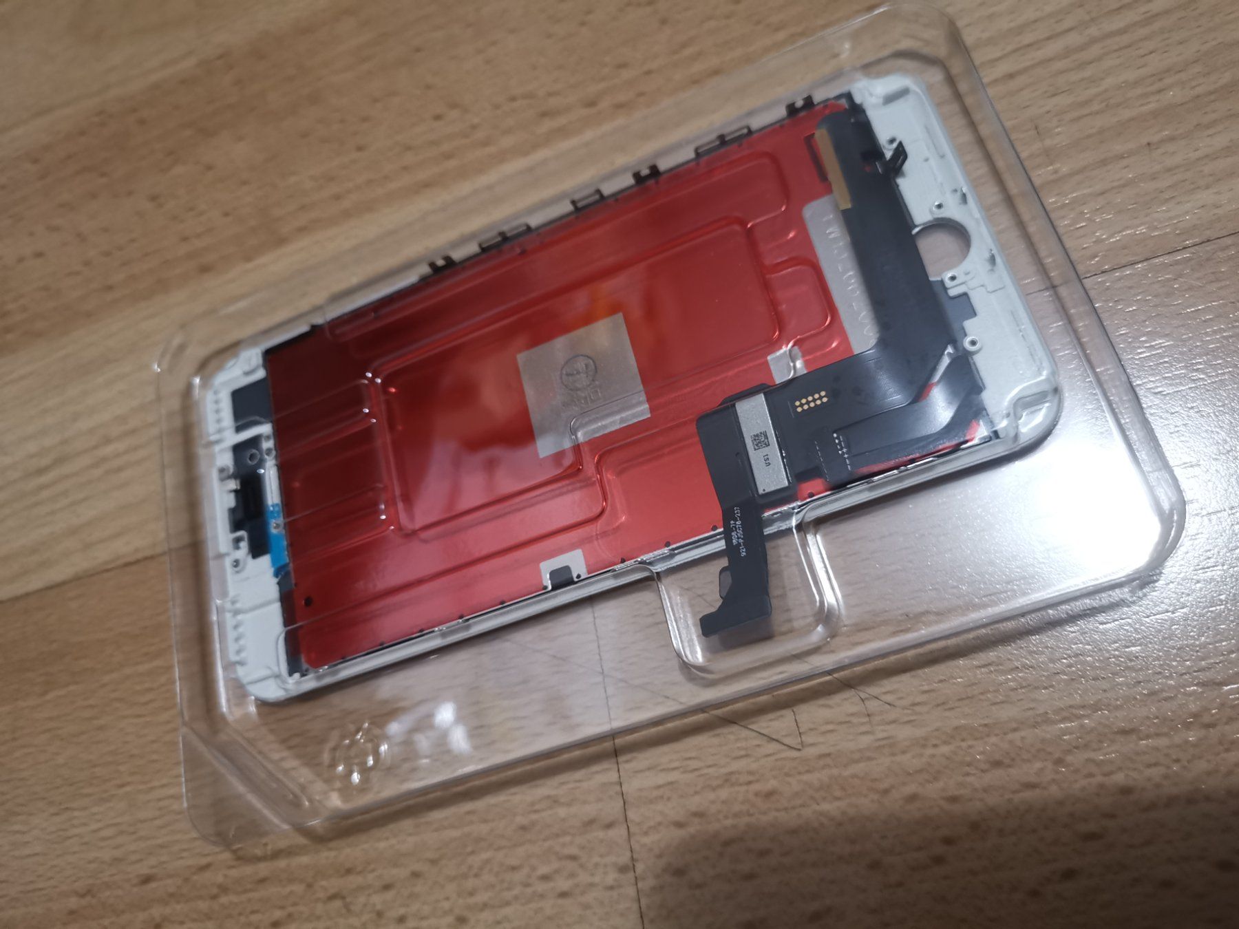 Apple Telefoni cellulari / Smartphones: Iphone 7 Plus Display LCD neu – Nuovo (secondo la descrizione) da Nottwil venduto da Verkaufen001 1