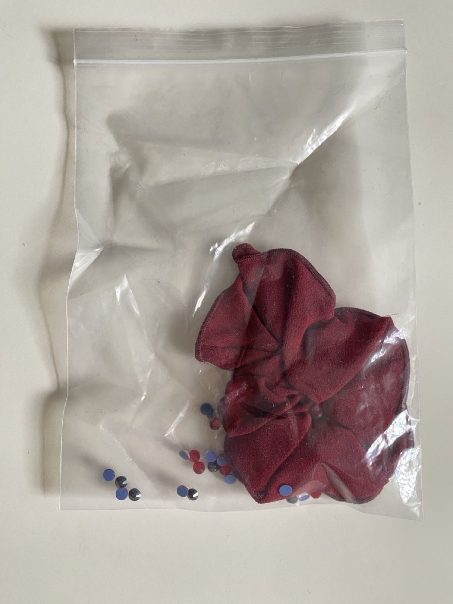 Robes: Rotes Eiskunstlaufkleid, Grösse M, Nie Gebraucht – Neuf avec emballage d'origine à Rheinfelden par lan_dzr7 4