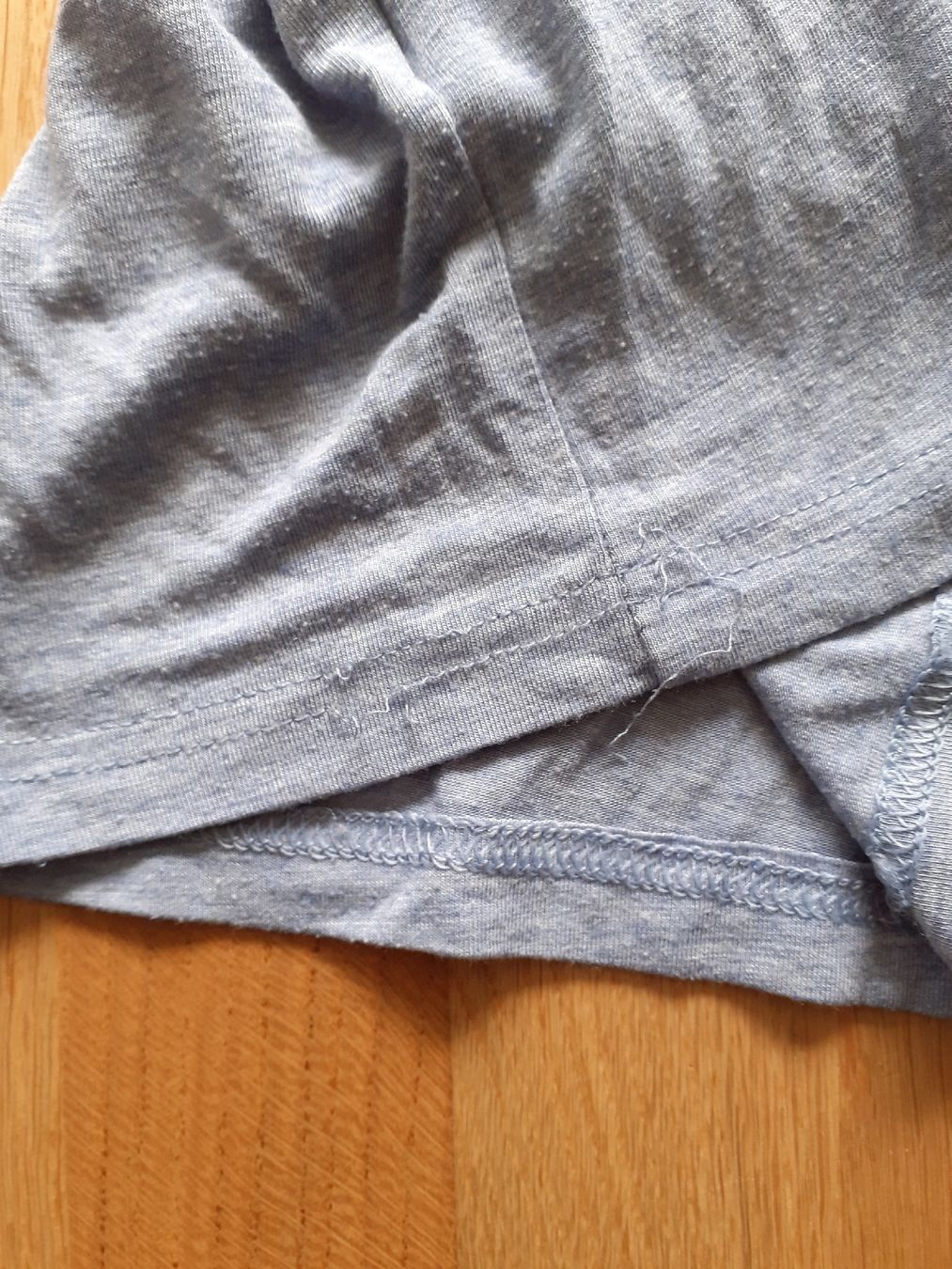 Tchibo Biancheria intima: Hellblaues Thermoshirt, Gr. 134/140 – Usato da Wabern venduto da jeroalila 2