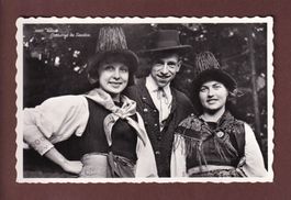 VALAIS - Costumes de Savièse