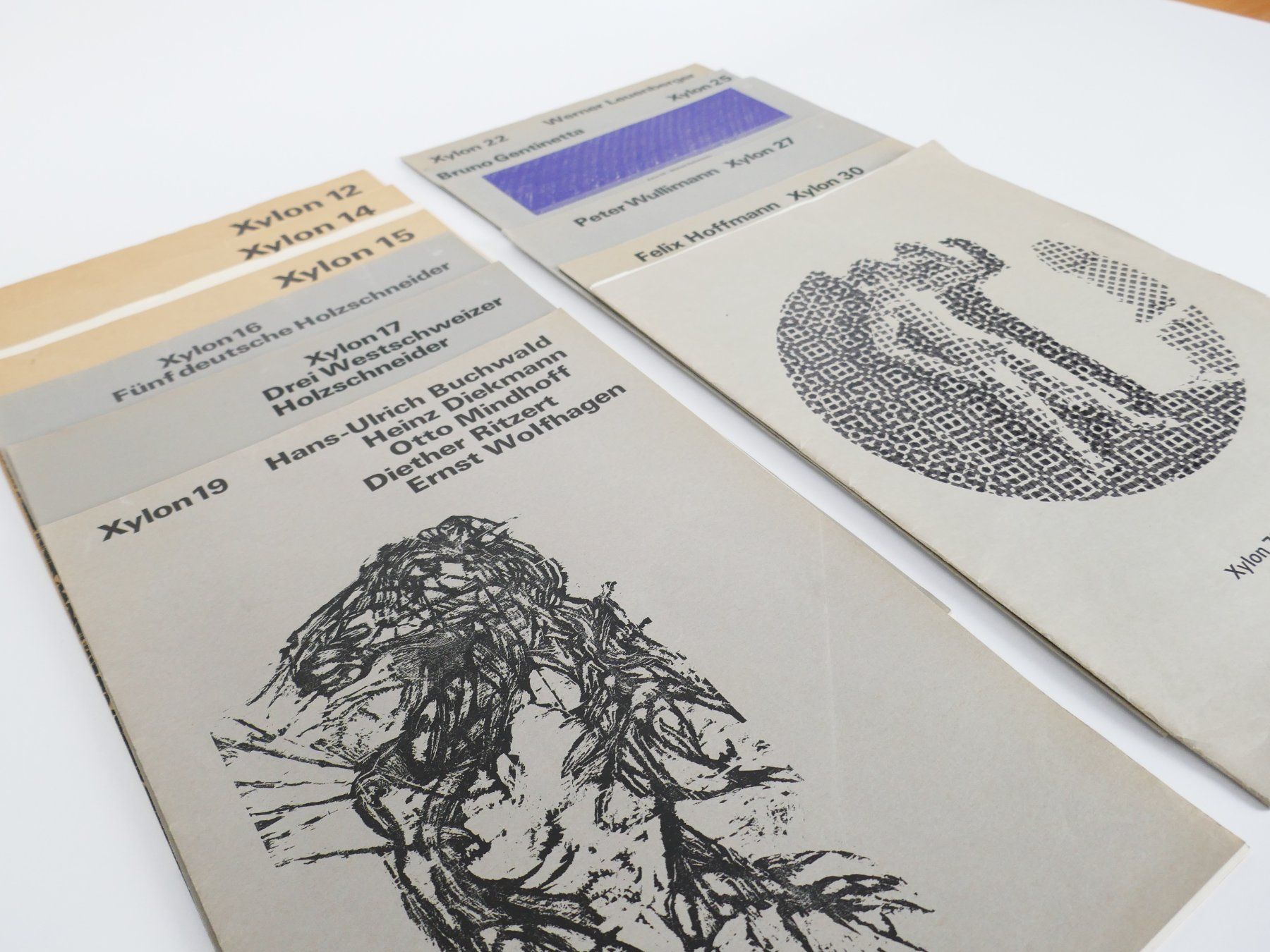 Xilografie: 12 Xylon Holzschnitt Sammlungen – Usato da Urtenen-Schönbühl venduto da Restwert_Schoenbuehl 2