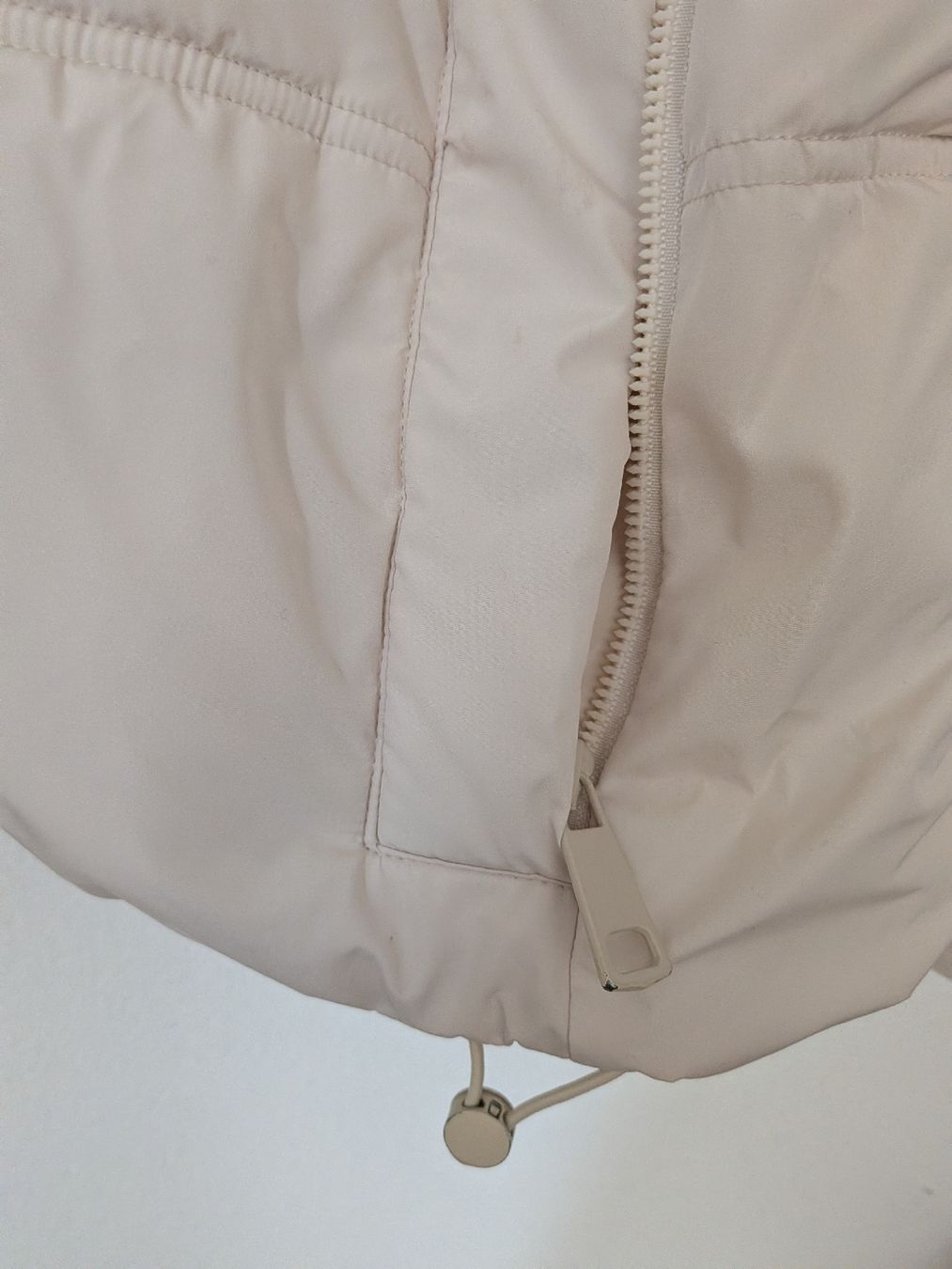 Zara Giacche: Zara Hooded Beige Winter Jacket  – Usato da Morges venduto da dhi_y2qk 3
