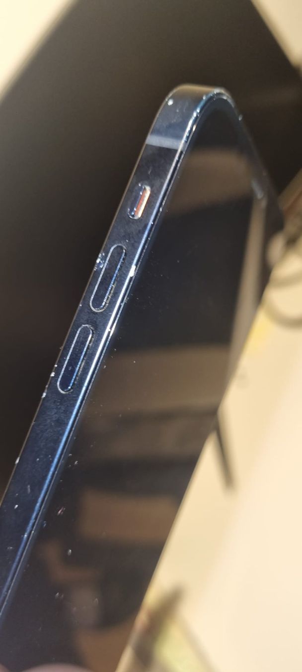 Telefoni: iPhone 12 64GB – Usato da Luzern venduto da sto_5kn2 4