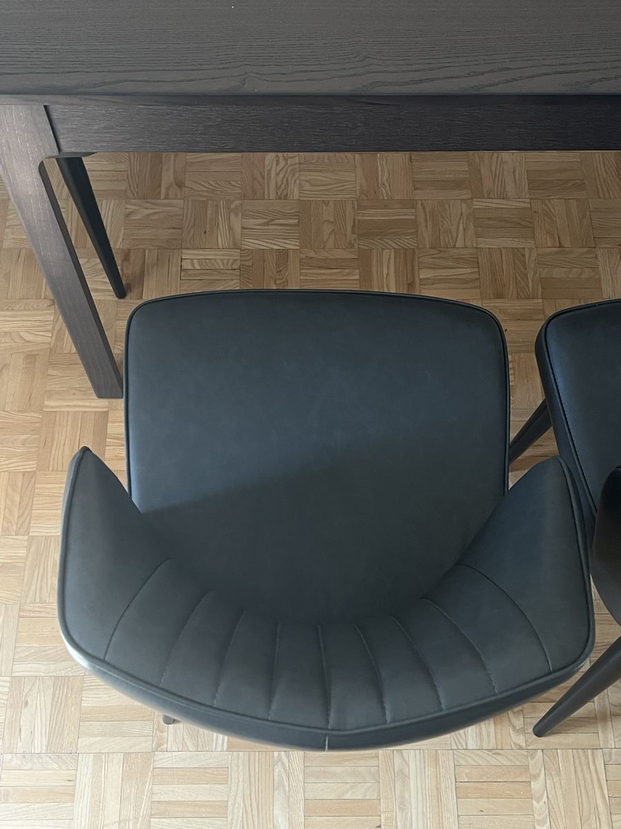 Sedie: 4er Set Esszimmerstühle, Kunstleder grau, modern, top – Usato da St. Gallen venduto da Jannick_ 1
