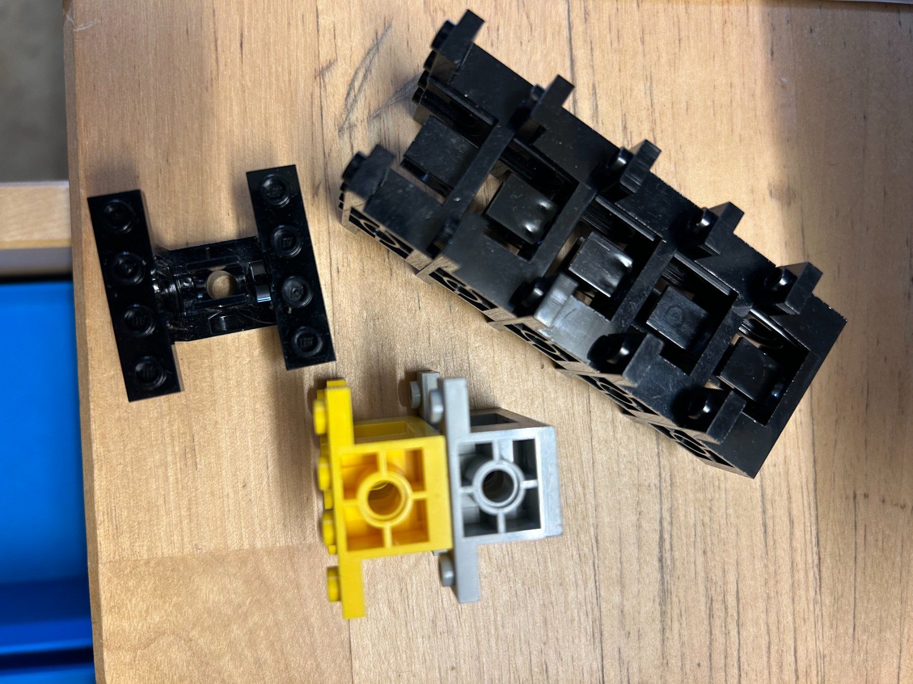 Lego Spielzeuge: LEGO 8x Getriebe (6585) – Gebraucht aus Müntschemier von Svonae