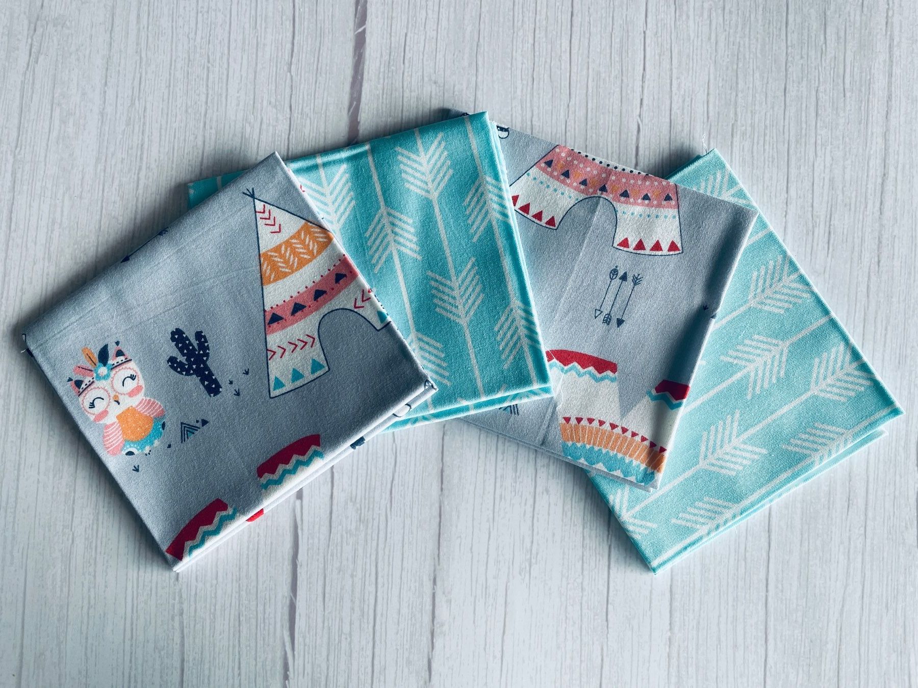 Tessuti: 4 Fat quarter/Coupons patchwork & couture - Indiens gris – Nuovo e nell'imballaggio originale da Gland venduto da san_xz5j