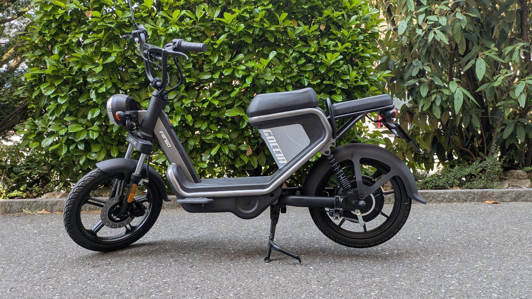 Scooters: Elektroroller goccia – Gebraucht aus Wöschnau von Alfvide