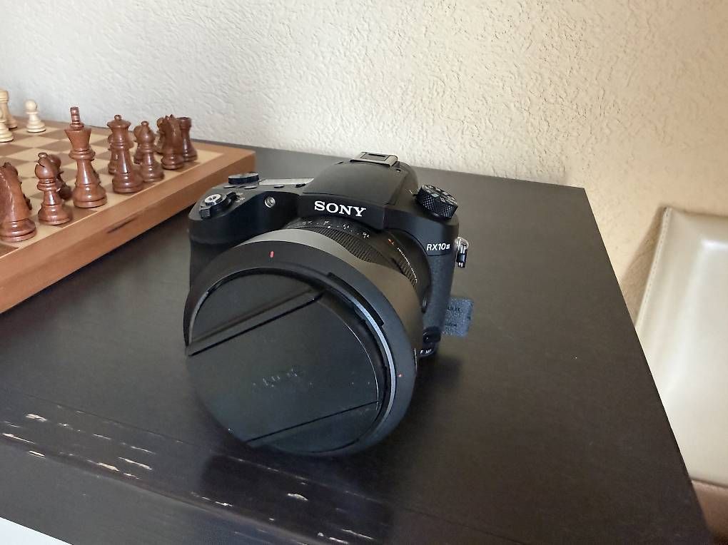 Appareil photo: Sony RX10 III – D'occasion à Fontainemelon par moreljm 1