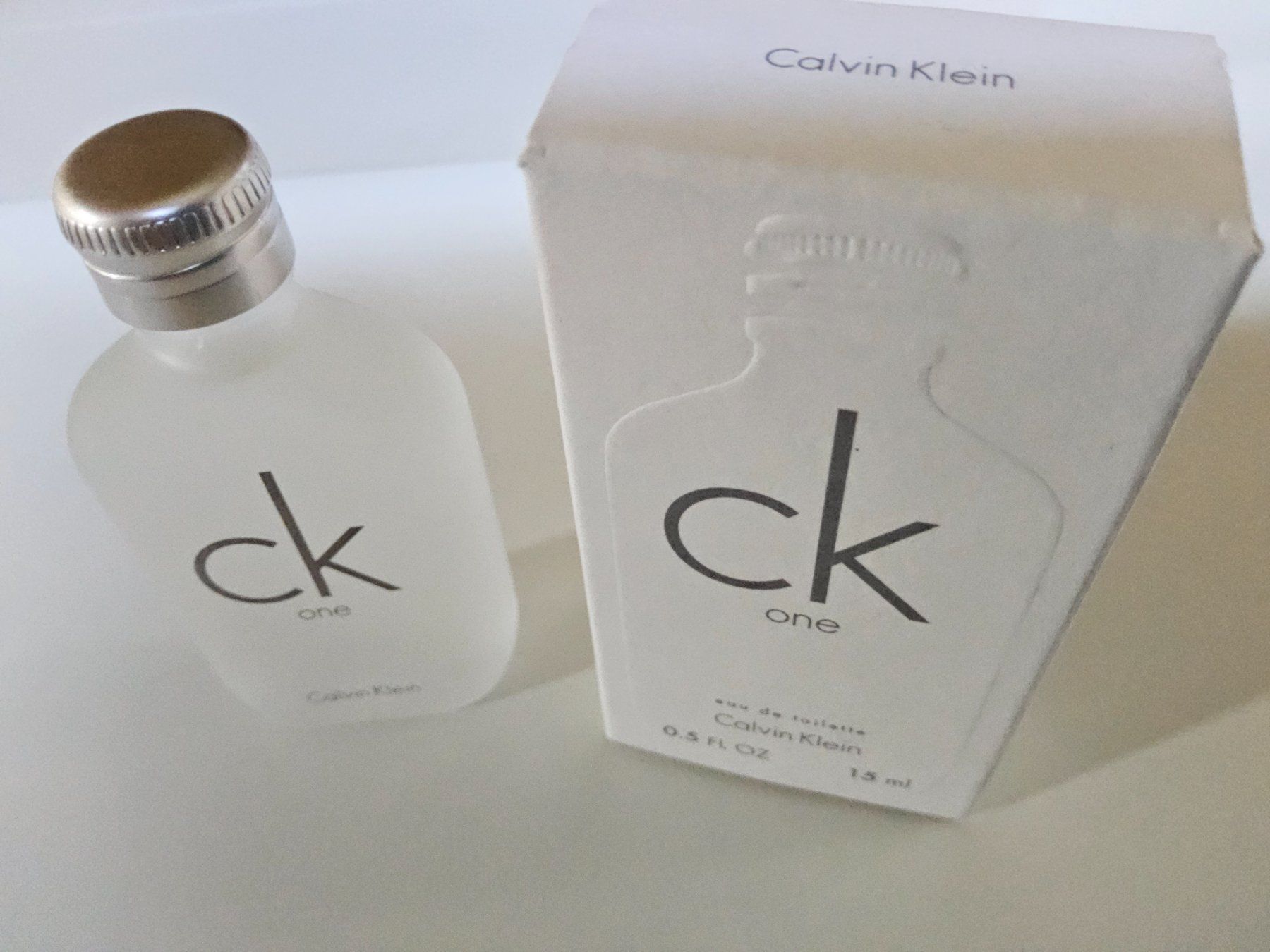 CALVIN KLEIN CK ONE (Neuf avec emballage d'origine) à le Mont sur ...