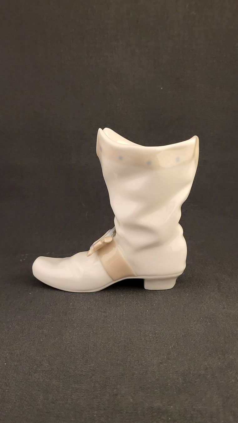Lladro Figuren: Stiefel-Vase NAO – Gebraucht aus Basel von spinne02 6